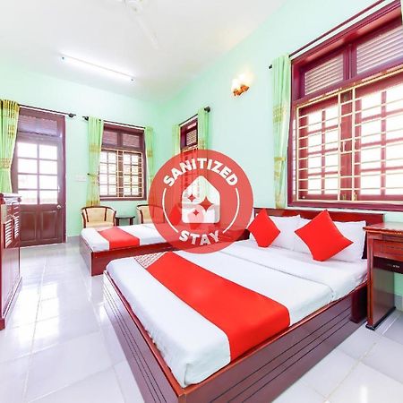 Oyo 381 Tuyet Mai Hotel Nha Trang Esterno foto