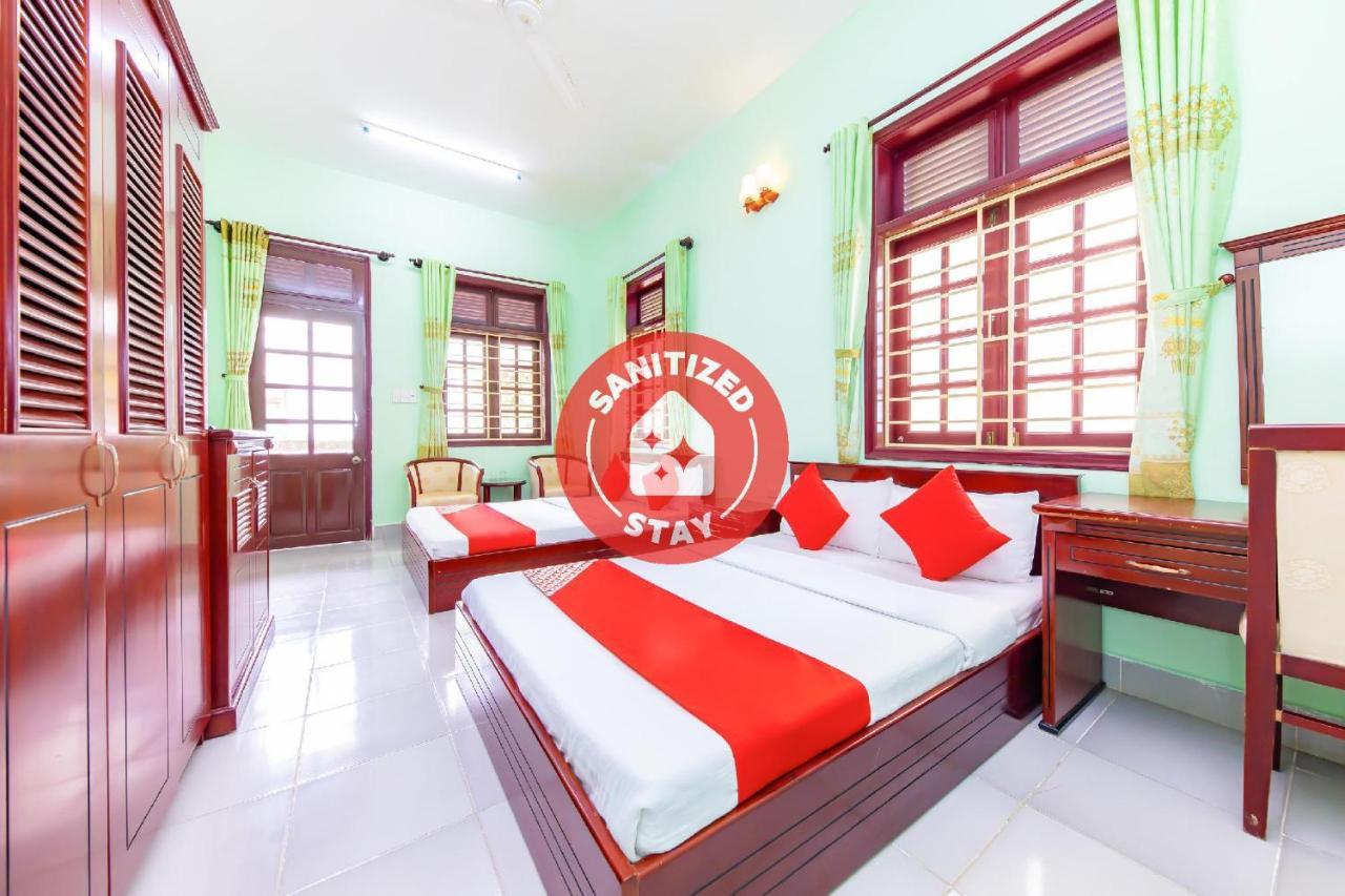 Oyo 381 Tuyet Mai Hotel Nha Trang Esterno foto