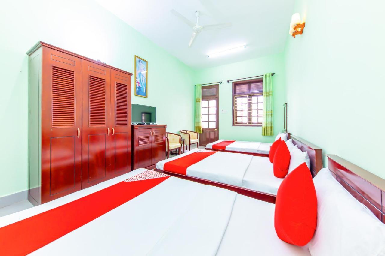 Oyo 381 Tuyet Mai Hotel Nha Trang Esterno foto
